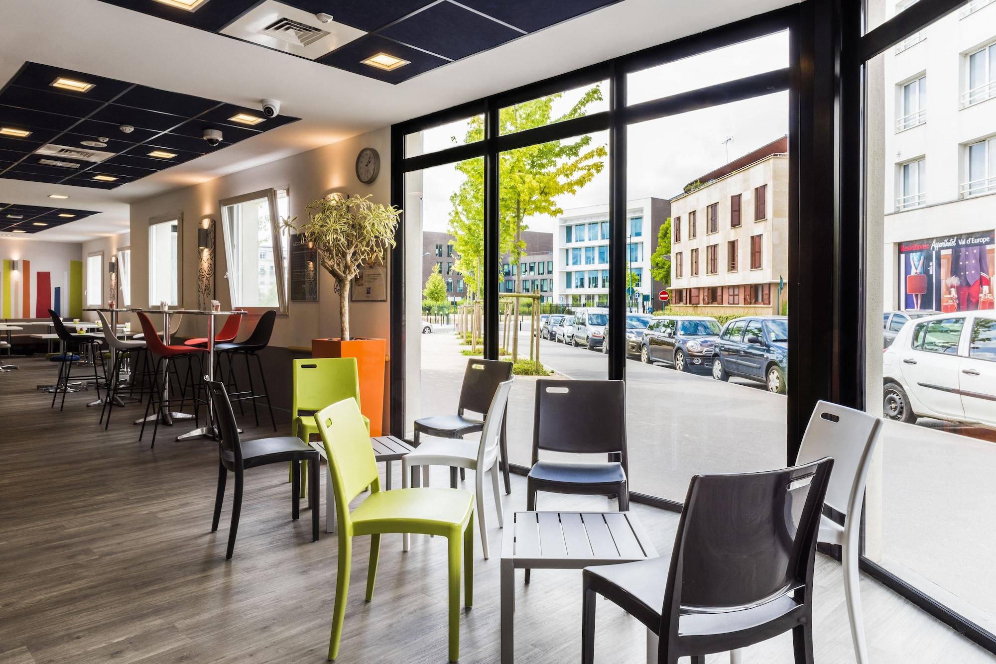 Ibis Budget Marne La Vallee Val D'Europe Montévrain Restaurant photo