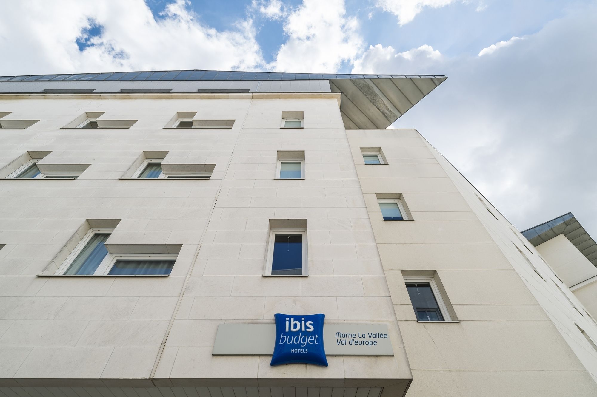 Ibis Budget Marne La Vallee Val D'Europe Montévrain Exterior photo